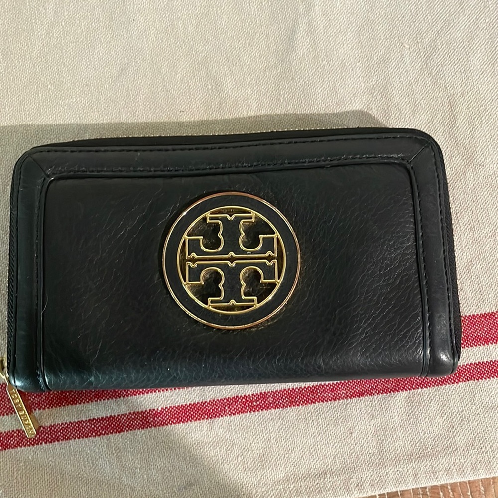 Tory Burch Wallet